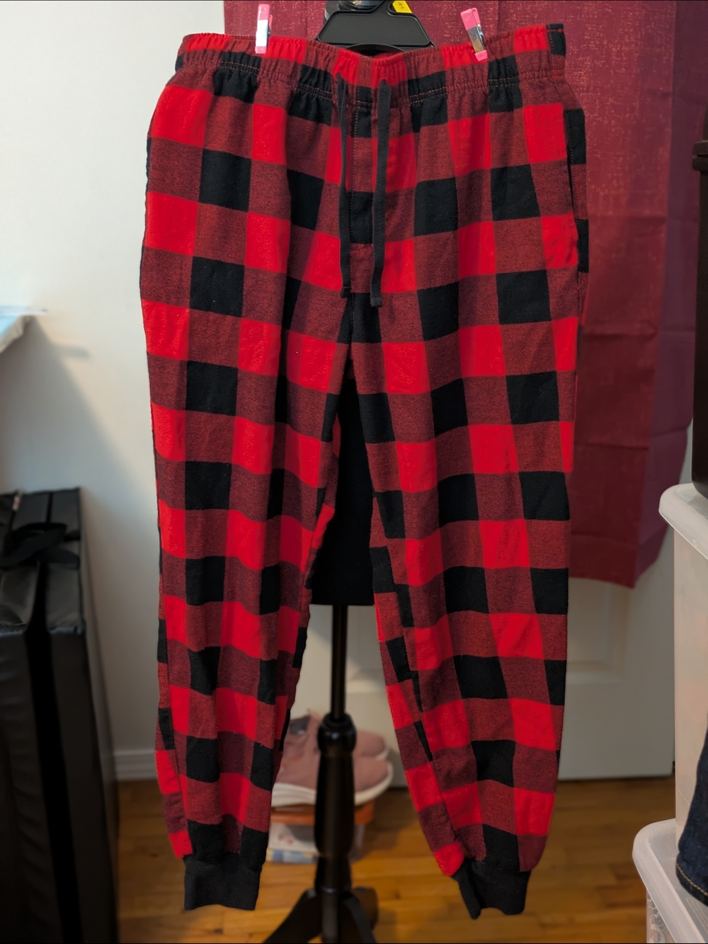 Magellan Outdoors Red and Black Buffalo Plaid Lounge Pants